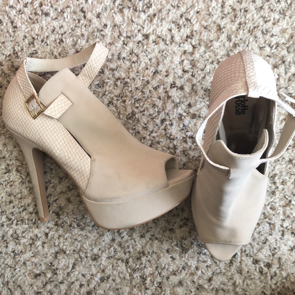 Platform shoes